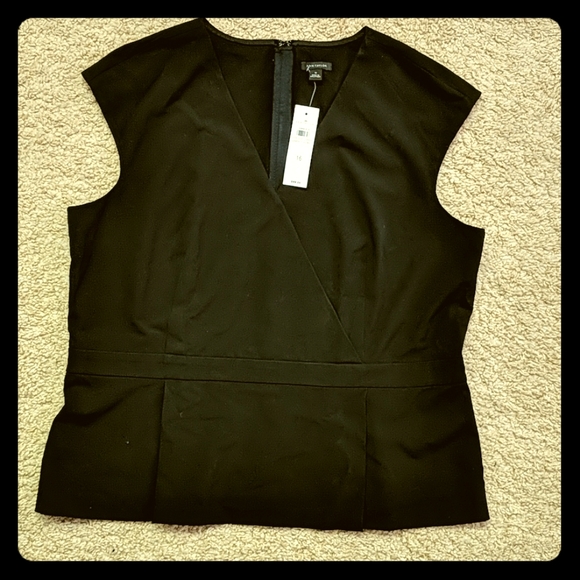 Wrap Top In Seasonless Stretch In Black - Picture 1 of 3